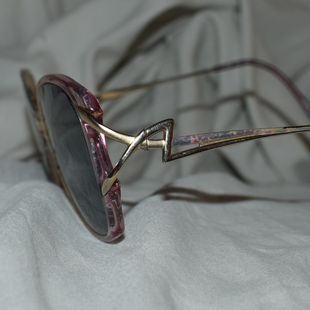 Stunning 1970's Luxotica RX Glasses Made in Japan - Picture 2 of 8